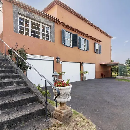 Holiday home Rural House Los Orovales With Terrace And Parking
